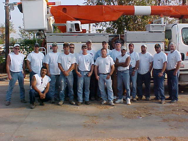 Hurricane Katrina, OPPD line crew part of mutual aid
