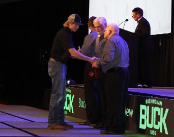 T&D_2019 KC Lineman Rodeo_Gyhra handshake