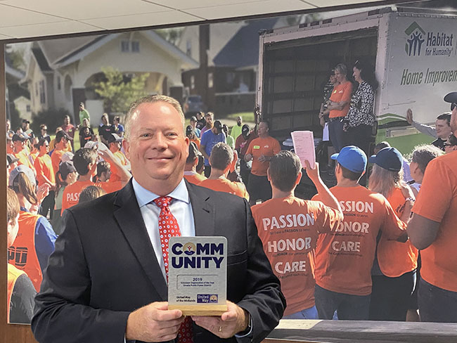 2020 Volunteer Award wBurke_wire_sized